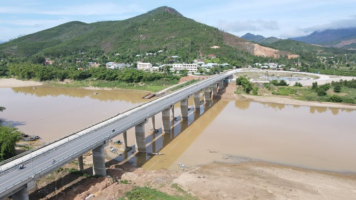 Quảng Nam khánh thành cầu Nông Sơn hơn 128 tỉ đồng - Ảnh 4.
