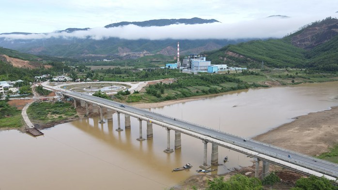 Quảng Nam khánh thành cầu Nông Sơn hơn 128 tỉ đồng - Ảnh 1.