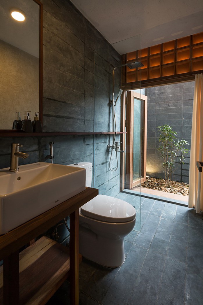 Lạc bước vào ngôi nhà gỗ đẹp như mơ giữa làng bưởi ở TP Huế - Ảnh 18. Lạc bước vào ngôi nhà gỗ đẹp như mơ giữa làng bưởi ở TP Huế - Ảnh 18.