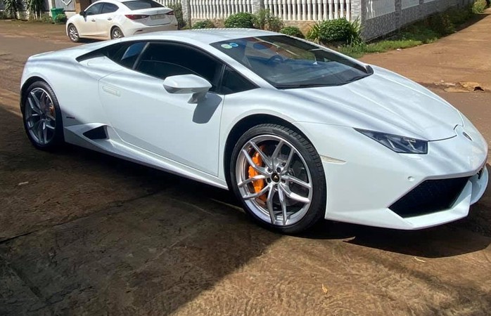 Chàng trai dân huyện ở Đắk Lắk mua siêu xe Lamborghini - Ảnh 2.