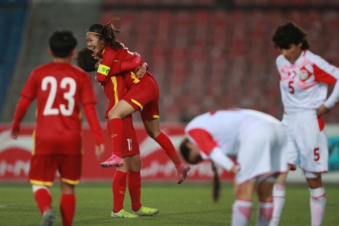 Đè bẹp Tajikistan 7-0, Việt Nam giành suất dự VCK AFC Women’s Asian Cup 2022 - Ảnh 2.