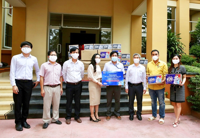 Tặng thuốc đặc trị Covid-19 cho người dân các tỉnh phía Nam - Ảnh 4. Tặng thuốc đặc trị Covid-19 cho người dân các tỉnh phía Nam - Ảnh 4.