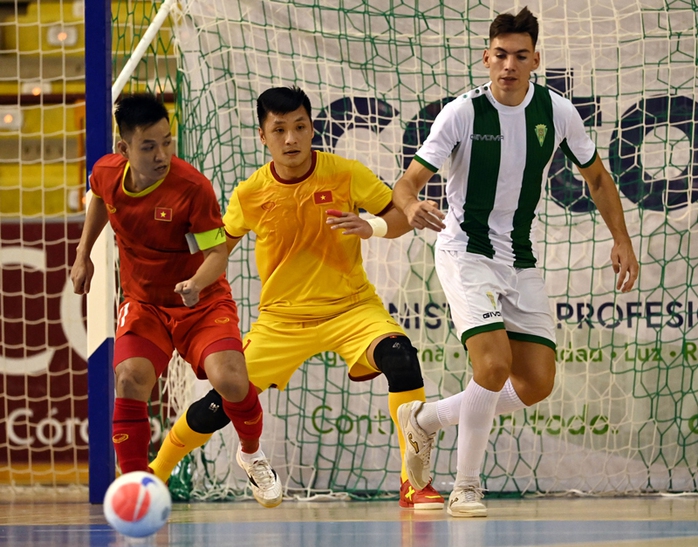 Tuyển futsal Việt Nam đã tới Lithuania, chuẩn bị đấu World Cup 2021 - Ảnh 1.