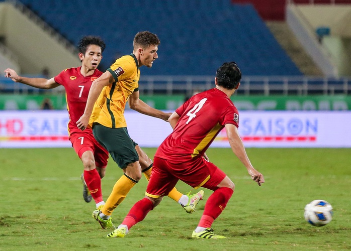 HLV Park Hang-seo nói gì về tình huống bị VAR từ chối quả penalty - Ảnh 7.