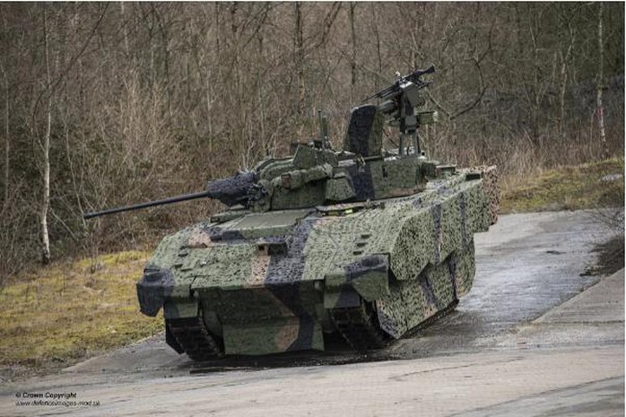 Anh: Cái kết bất ngờ cho hơn 300 binh sĩ thử nghiệm xe tăng mới - Ảnh 1.