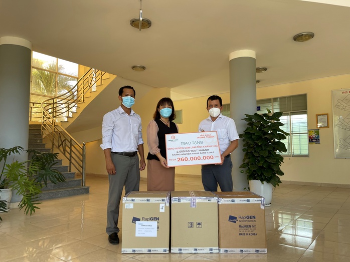 Tập đoàn Hưng Thịnh tiếp tục chung sức cùng các tỉnh, thành trong cuộc chiến chống Covid-19 - Ảnh 8. Tập đoàn Hưng Thịnh tiếp tục chung sức cùng các tỉnh, thành trong cuộc chiến chống Covid-19 - Ảnh 8.