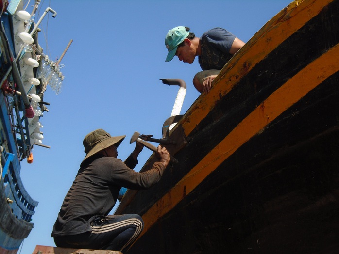 Bình Thuận không cấp phép đóng mới tàu cá khi chủ tàu vi phạm IUU - Ảnh 1.