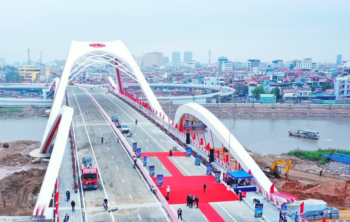 Phó Thủ tướng Lê Văn Thành cắt băng khánh thành cây cầu đẹp nhất Hải Phòng - Ảnh 2.