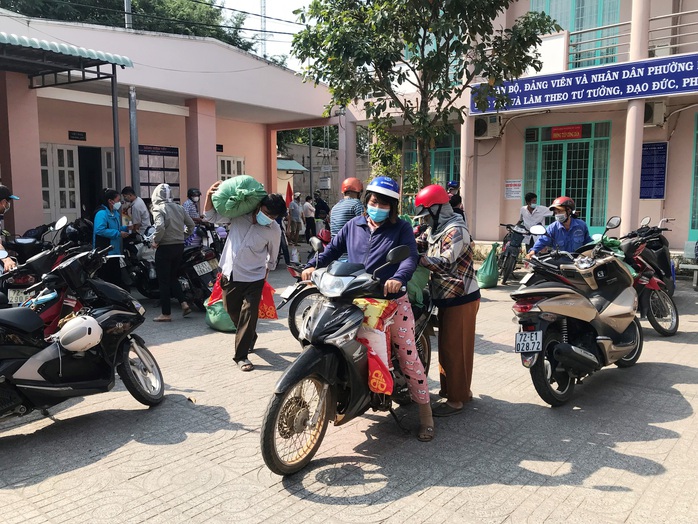 Vedan Việt Nam trao tặng 1.000 phần quà tết cho người dân Đồng Nai - Ảnh 3. Vedan Việt Nam trao tặng 1.000 phần quà tết cho người dân Đồng Nai - Ảnh 3.