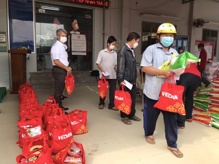 Vedan Việt Nam trao tặng 1.000 phần quà tết cho người dân Đồng Nai - Ảnh 2. Vedan Việt Nam trao tặng 1.000 phần quà tết cho người dân Đồng Nai - Ảnh 2.