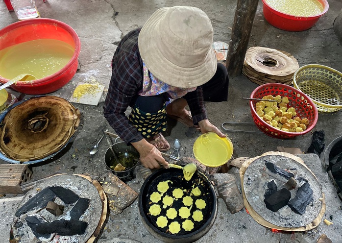 Làng bánh thuẩn lớn nhất Quảng Ngãi đón Tết - Ảnh 3.