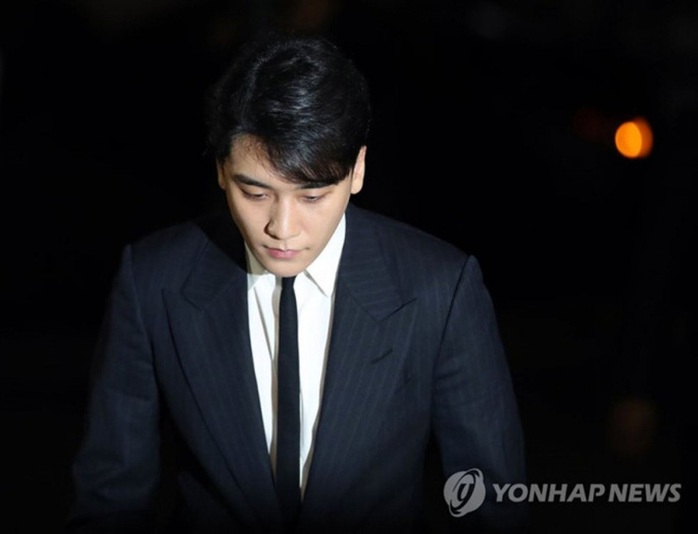 Nhận tội môi giới mại dâm, ca sĩ Seungri được giảm án tù - Ảnh 2.