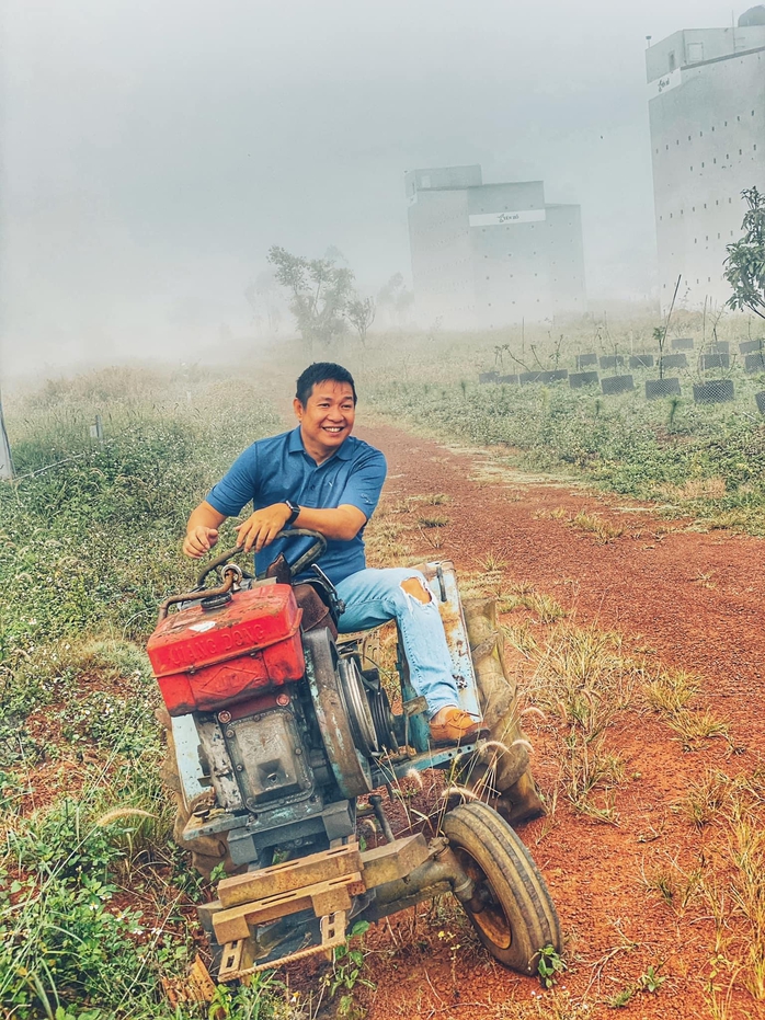 Đạo diễn Đoàn Bình qua đời vì tai nạn giao thông, hưởng dương 46 tuổi - Ảnh 3.