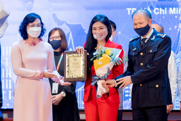 VietOil được vinh danh Doanh nghiệp tiêu biểu năm 2021 - Ảnh 1. VietOil được vinh danh Doanh nghiệp tiêu biểu năm 2021 - Ảnh 1.