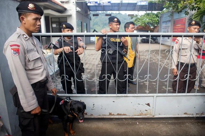 Indonesia xem xét án tử hình kèm 10 năm thử thách - Ảnh 1.