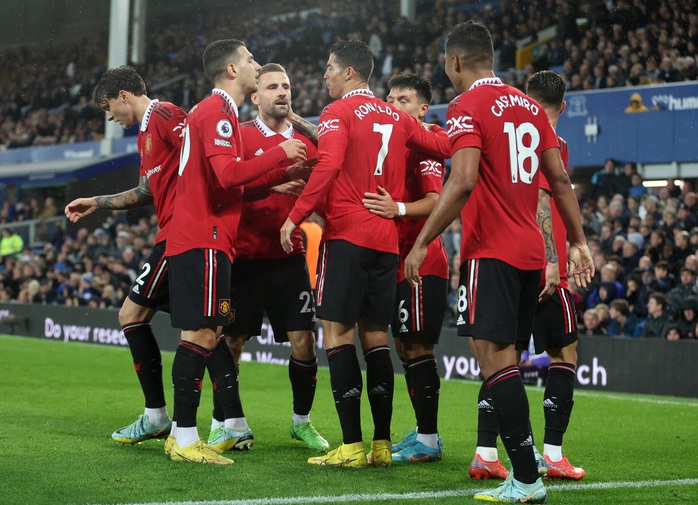 Ronaldo ghi bàn thứ 700, Man United ngược dòng hạ gục Everton - Ảnh 6. Ronaldo ghi bàn thứ 700, kèo nhà cái tỷ lệ cá cược ngược dòng hạ gục Everton - Ảnh 6.