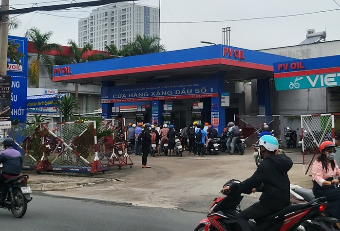 PVOIL nỗ lực đảm bảo nguồn cung xăng dầu - Ảnh 2. PVOIL nỗ lực đảm bảo nguồn cung xăng dầu - Ảnh 2.