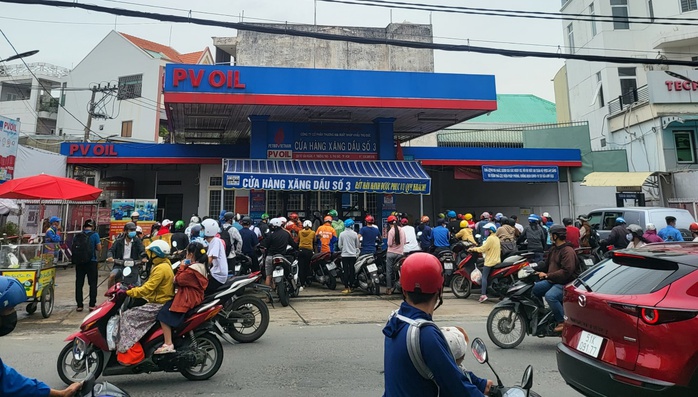 PVOIL nỗ lực đảm bảo nguồn cung xăng dầu - Ảnh 3. PVOIL nỗ lực đảm bảo nguồn cung xăng dầu - Ảnh 3.