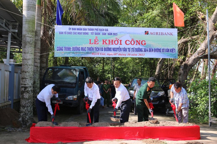 Công đoàn Agribank hỗ trợ 6 tỉ đồng làm đường tại Rạch Giá - Ảnh 3.