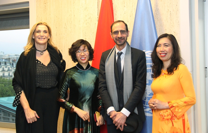 Kỷ niệm Nghị quyết tôn vinh Chủ tịch Hồ Chí Minh tại trụ sở UNESCO - Ảnh 3.