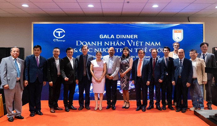 Cầu nối hợp tác bền vững giữa doanh nhân Việt Nam và quốc tế - Ảnh 1. Cầu nối hợp tác bền vững giữa doanh nhân Việt Nam và quốc tế - Ảnh 1.