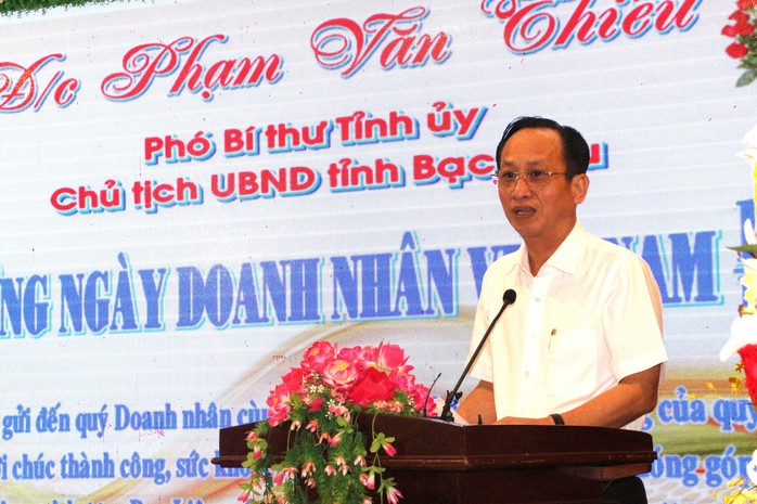 Chủ tịch 2 tỉnh Bạc Liêu và An Giang đối thoại với doanh nghiệp - Ảnh 2.