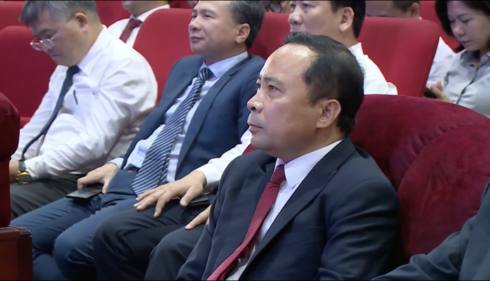 Chủ tịch nước Nguyễn Xuân Phúc: ĐHQG TP HCM lĩnh ấn tiên phong trong đổi mới, sáng tạo - Ảnh 2.