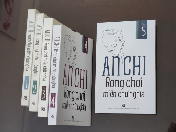 Học giả An Chi tiếp tục rong chơi miền mây trắng - Ảnh 3.