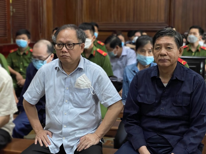 Bị cáo Tất Thành Cang xin lỗi Đảng bộ TP HCM và gia đình  - Ảnh 2.