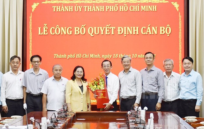 Bổ nhiệm PGS-TS Trần Hoàng Ngân làm Thư ký Bí thư Thành ủy TP HCM - Ảnh 1.