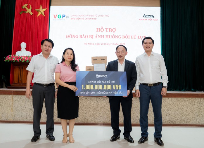 Amway Việt Nam cùng Đà Nẵng khắc phục thiệt hại do thiên tai - Ảnh 1. Amway Việt Nam cùng Đà Nẵng khắc phục thiệt hại do thiên tai - Ảnh 1.
