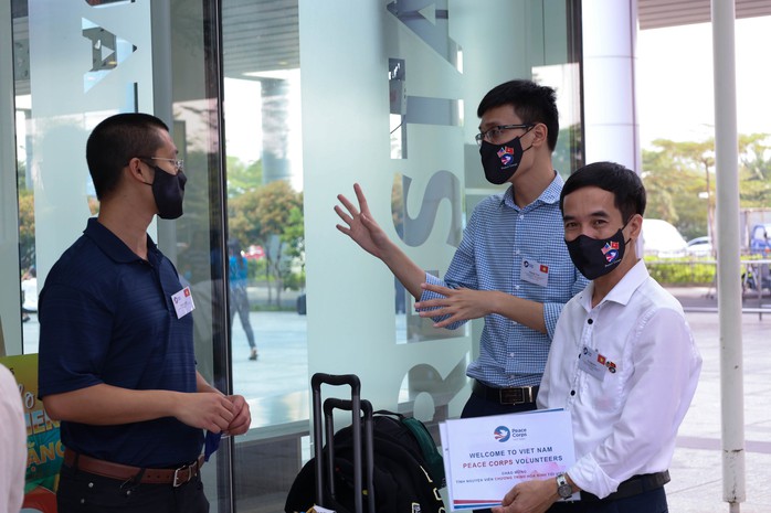 Nhóm tình nguyện viên đầu tiên của Peace Corps tới Việt Nam - Ảnh 5.