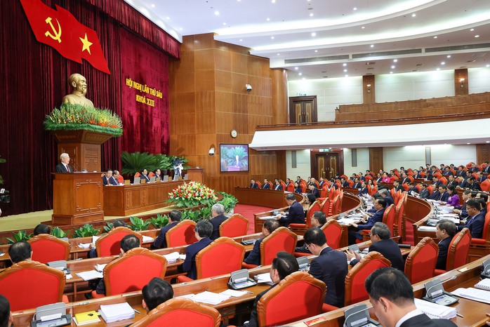 Thủ tướng Phạm Minh Chính điều hành thảo luận tại Hội nghị Trung ương 6 - Ảnh 1.