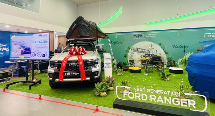 Showroom Ford Nam Sài Gòn ra mắt Ford Ranger Thế hệ mới - Ảnh 1. Showroom Ford Nam Sài Gòn ra mắt Ford Ranger Thế hệ mới - Ảnh 1.