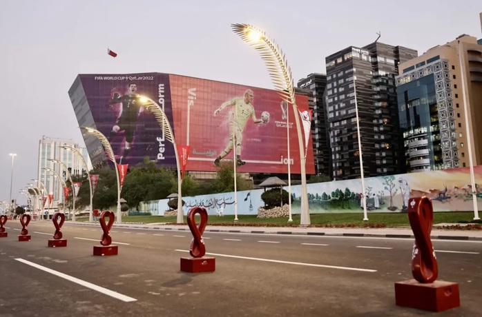 Khai mạc World Cup Qatar 2022: Đại tiệc của âm thanh và ánh sáng - Ảnh 1.