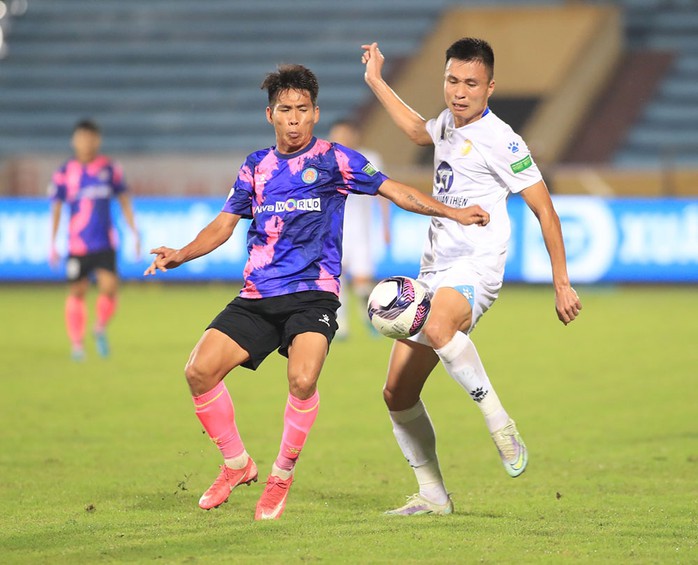 Thắng lượt cuối, Sài Gòn FC vẫn ngậm ngùi rớt hạng - Ảnh 1.