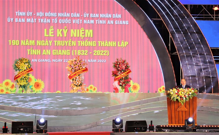 An Giang long trọng kỷ niệm 190 năm ngày thành lập tỉnh - Ảnh 1.