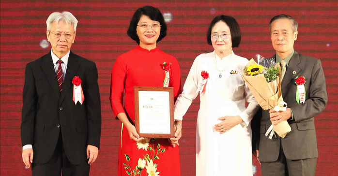 Hai nhà khoa học nữ nhận Giải thưởng KOVA năm 2022 - Ảnh 1.