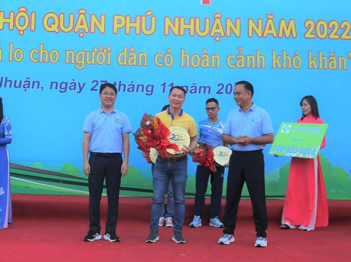 PNJ đi bộ đồng hành gây quỹ cho người dân có hoàn cảnh khó khăn - Ảnh 1. PNJ đi bộ đồng hành gây quỹ cho người dân có hoàn cảnh khó khăn - Ảnh 1.