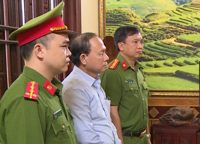Phó chủ tịch Hội Nông dân tỉnh Thanh Hóa bị đình chỉ sinh hoạt Đảng - Ảnh 1.