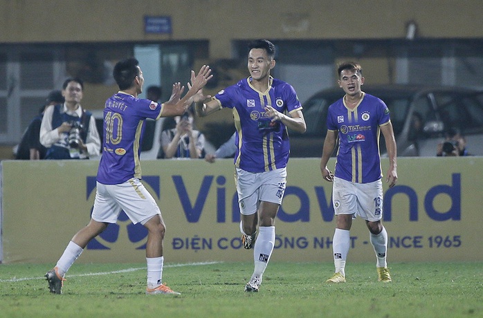 V-League 2022: Hà Nội FC hụt cơ hội bứt tốc - Ảnh 2.