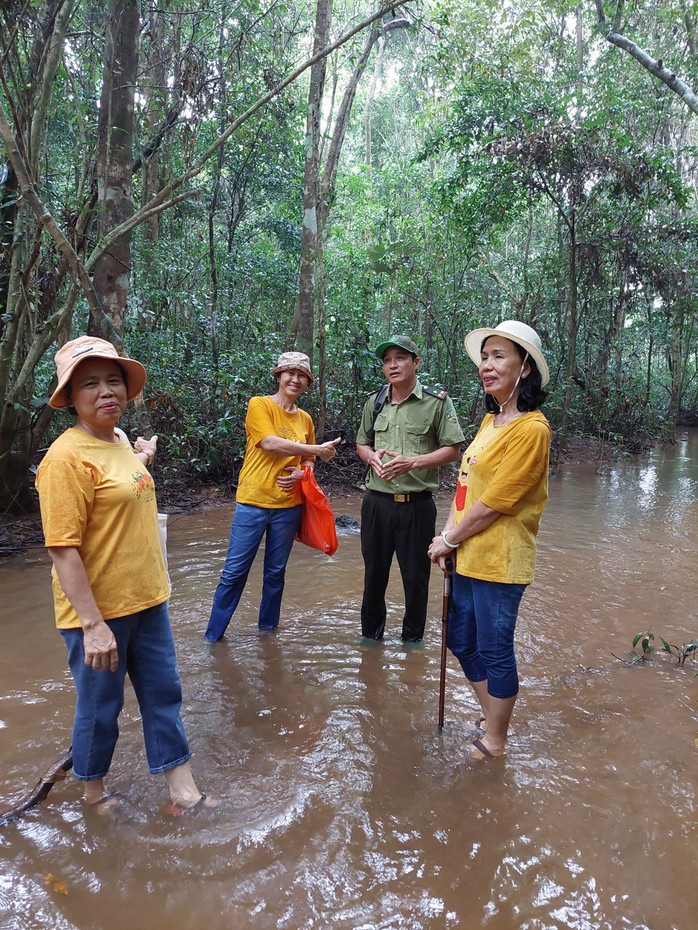 Mã Đà cuối mùa mưa - Ảnh 1.