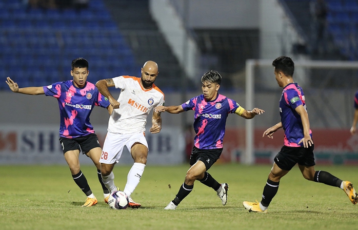 V-League 2022: Gọi tên nhóm đua trụ hạng - Ảnh 1.