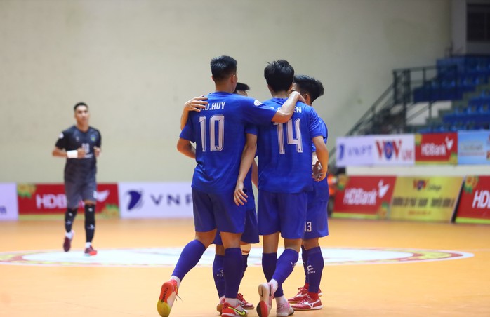 Sahako đăng quang sớm Giải Vô địch Futsal quốc gia 2022 - Ảnh 1.