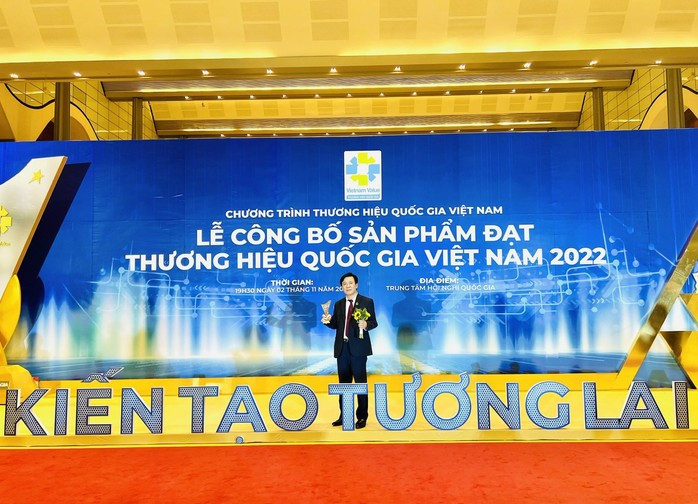 Công ty Cổ phần phân bón Bình Điền được vinh danh Thương hiệu Quốc gia Việt Nam năm 2022 - Ảnh 2. Công ty Cổ phần phân bón Bình Điền được vinh danh Thương hiệu Quốc gia Việt Nam năm 2022 - Ảnh 2.