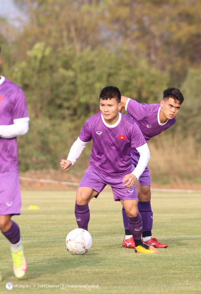 HLV Park Hang-seo cho học trò xem chung kết World Cup 2022 - Ảnh 2.