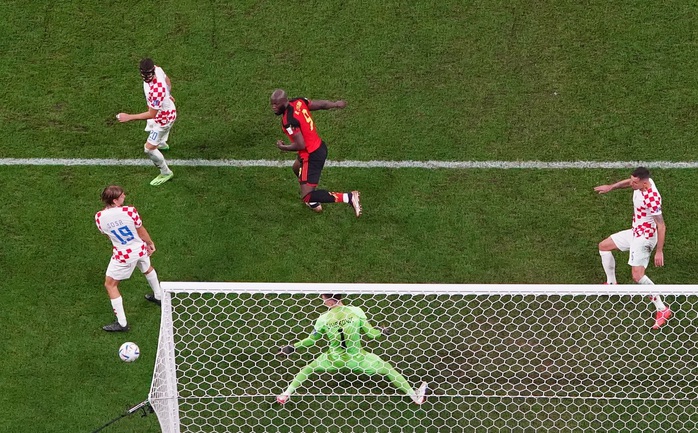 Lukaku hóa chân gỗ, bỏ lỡ cơ hội ghi bàn cho tuyển Bỉ - Ảnh 9. tỷ lệ kèo góc nhà cái hóa chân gỗ, bỏ lỡ cơ hội ghi bàn cho tuyển Bỉ - Ảnh 9.