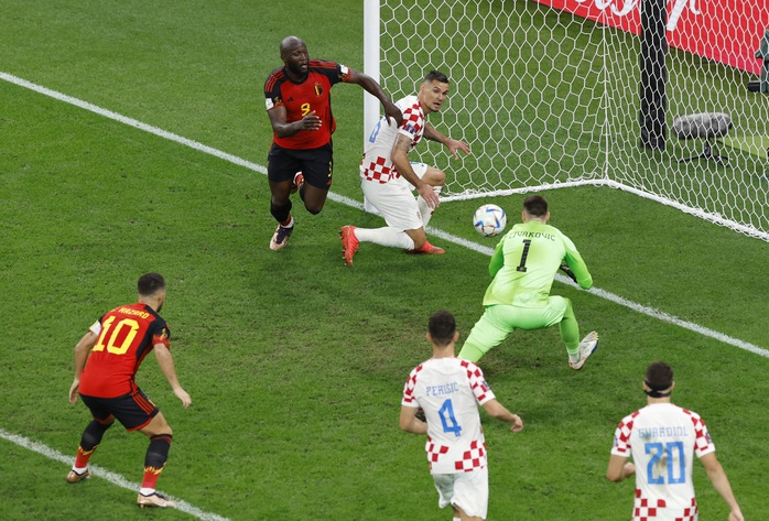 Lukaku hóa chân gỗ, bỏ lỡ cơ hội ghi bàn cho tuyển Bỉ - Ảnh 11. tỷ lệ kèo góc nhà cái hóa chân gỗ, bỏ lỡ cơ hội ghi bàn cho tuyển Bỉ - Ảnh 11.