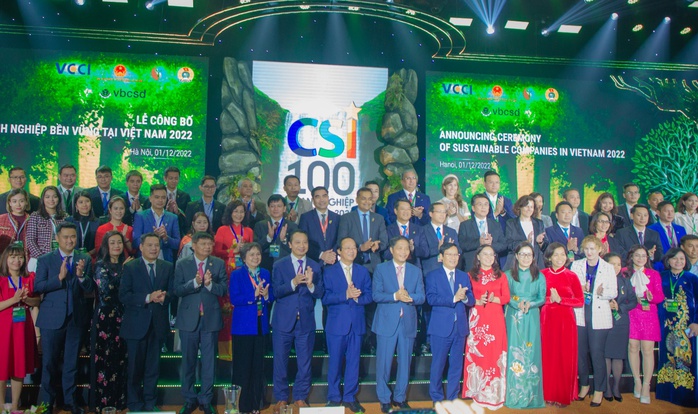 C.P. Việt Nam năm thứ 3 đạt “Top 10 doanh nghiệp bền vững Việt Nam 2022 - lĩnh vực sản xuất” - Ảnh 2. C.P. Việt Nam năm thứ 3 đạt “Top 10 doanh nghiệp bền vững Việt Nam 2022 - lĩnh vực sản xuất” - Ảnh 2.