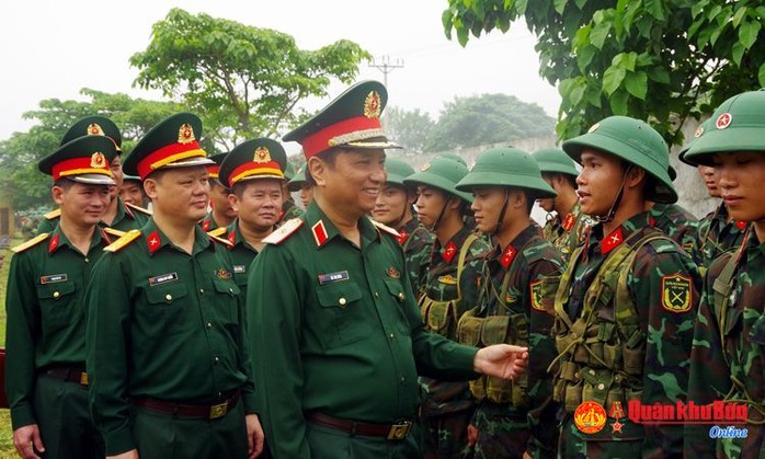 Thiếu tướng Hà Thọ Bình làm Tư lệnh Quân khu 4 - Ảnh 1.